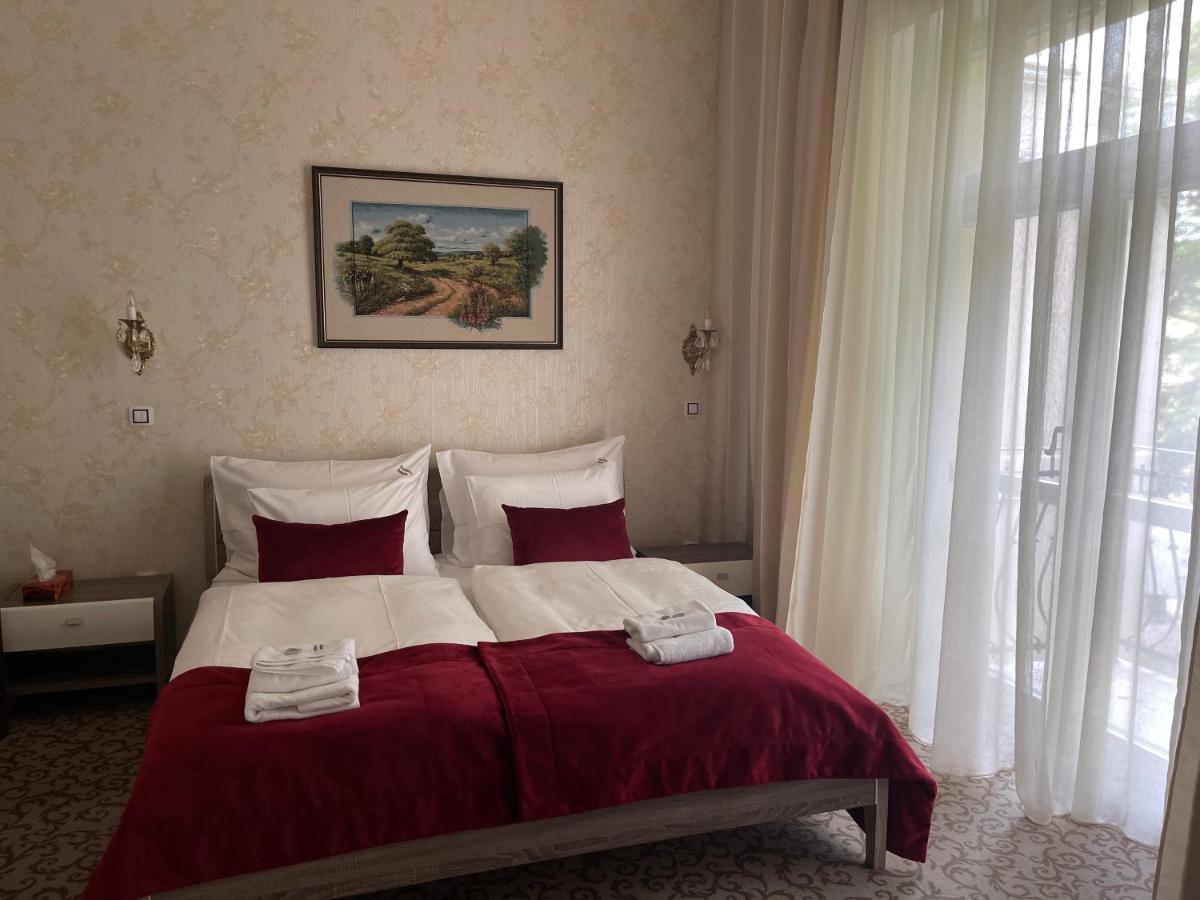 Gold Residence Marianske Lazne Bagian luar foto