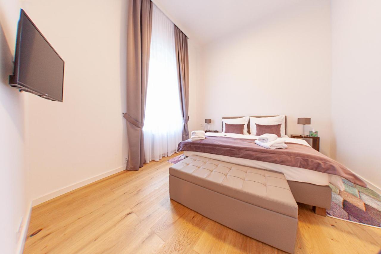 Gold Residence Marianske Lazne Bagian luar foto