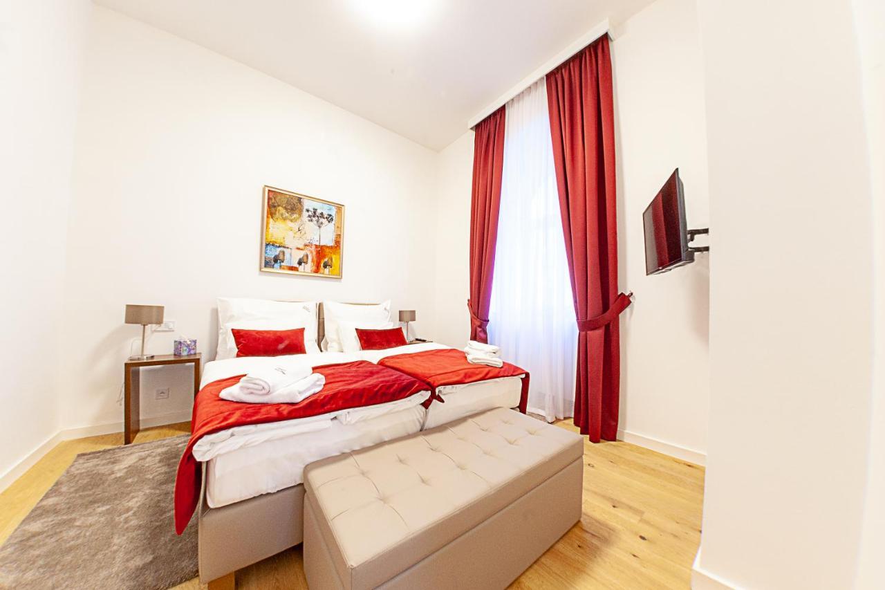 Gold Residence Marianske Lazne Bagian luar foto