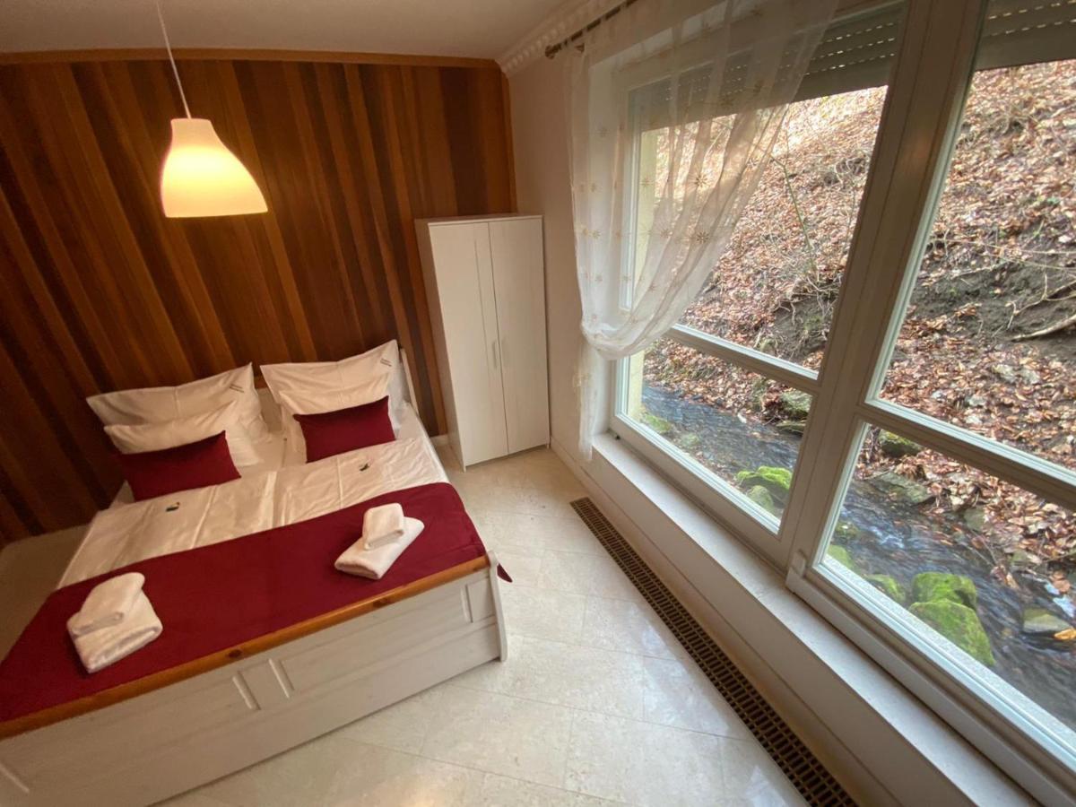 Gold Residence Marianske Lazne Bagian luar foto