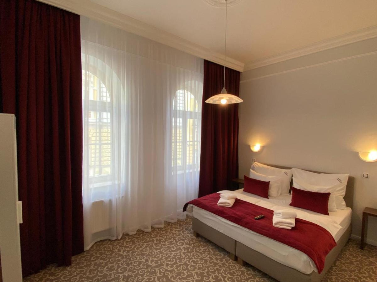 Gold Residence Marianske Lazne Bagian luar foto